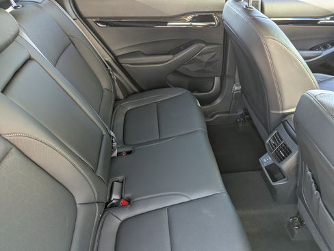 Used 2025 Kia Seltos EX w/ EX Sunroof Package image 11