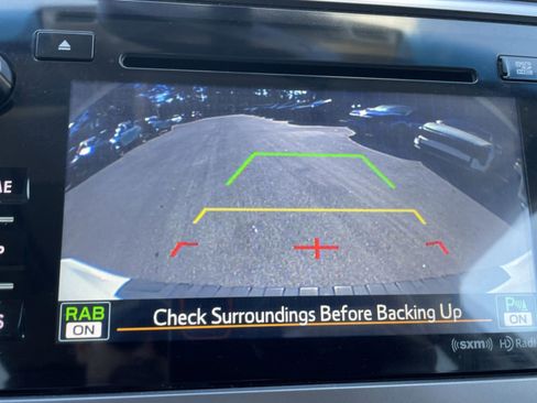 Used 2017 Subaru Outback 3.6R Touring image 25