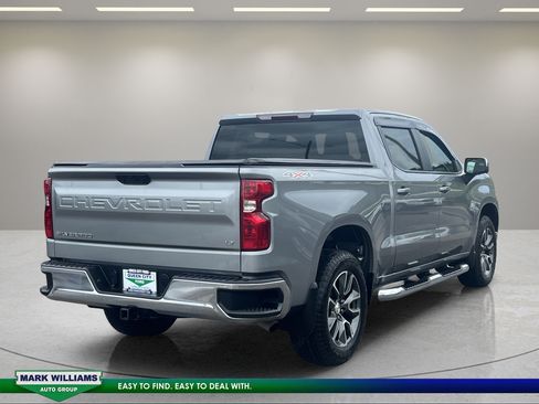 Used 2024 Chevrolet Silverado 1500 LT AWD/4WD image 7