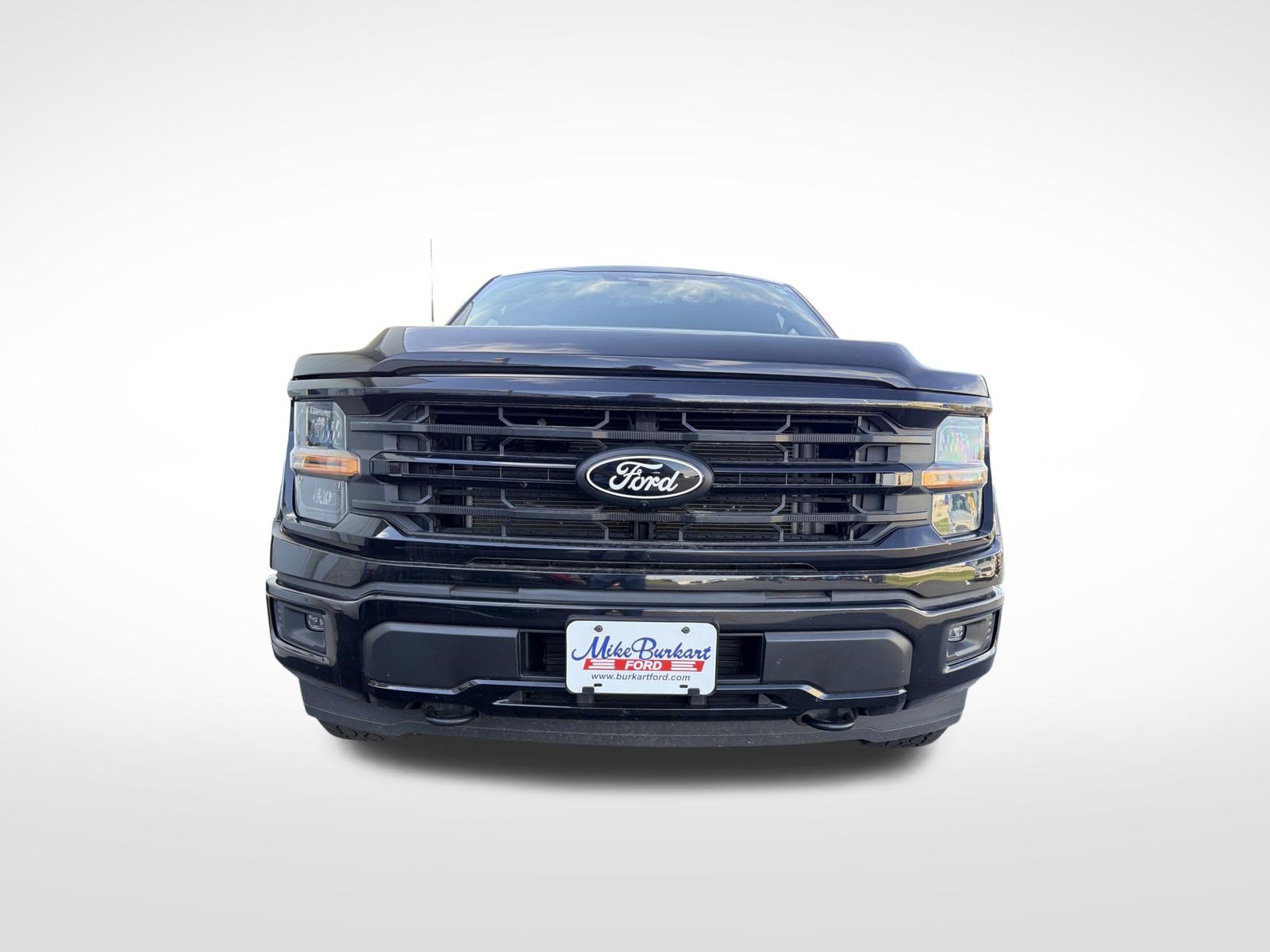 Used 2024 Ford F150 XLT w/ XLT Black Appearance Package AWD/4WD image 47