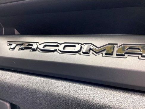 Used 2024 Toyota Tacoma SR image 7