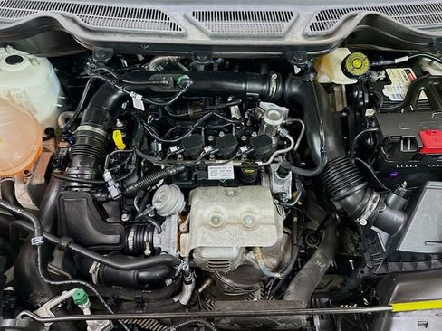 Used 2021 Ford EcoSport SE w/ SE Convenience Package image 30