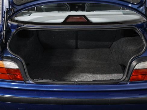 Used 1995 BMW M3 Coupe image 20