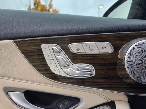 Used 2019 Mercedes-Benz C 300 4MATIC Cabriolet image 17