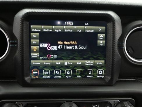 Used 2022 Jeep Wrangler Unlimited Rubicon 4xe w/ Steel Bumper Group image 14