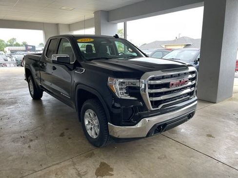 Used 2021 GMC Sierra 1500 SLE AWD/4WD image 3