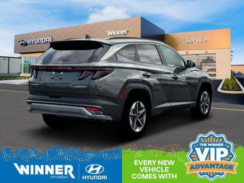 New 2025 Hyundai Tucson SEL image 8