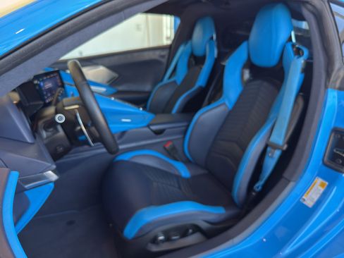 Used 2023 Chevrolet Corvette Stingray Premium Cpe w/ 3LT RWD image 11