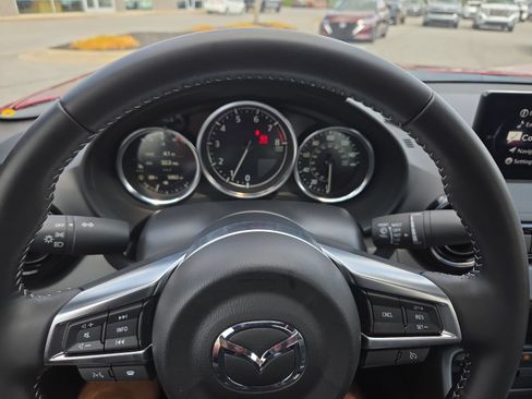 Used 2025 MAZDA MX-5 Miata RF Club RWD image 24