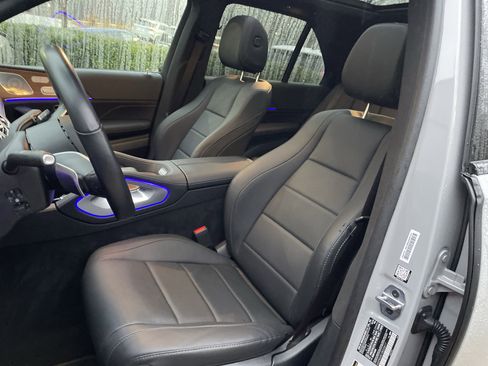 Certified 2025 Mercedes-Benz GLE 450 4MATIC image 20