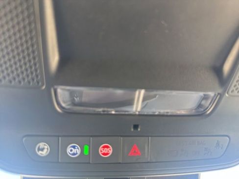 New 2026 Chevrolet Traverse LT w/ Driver Confidence Package image 25