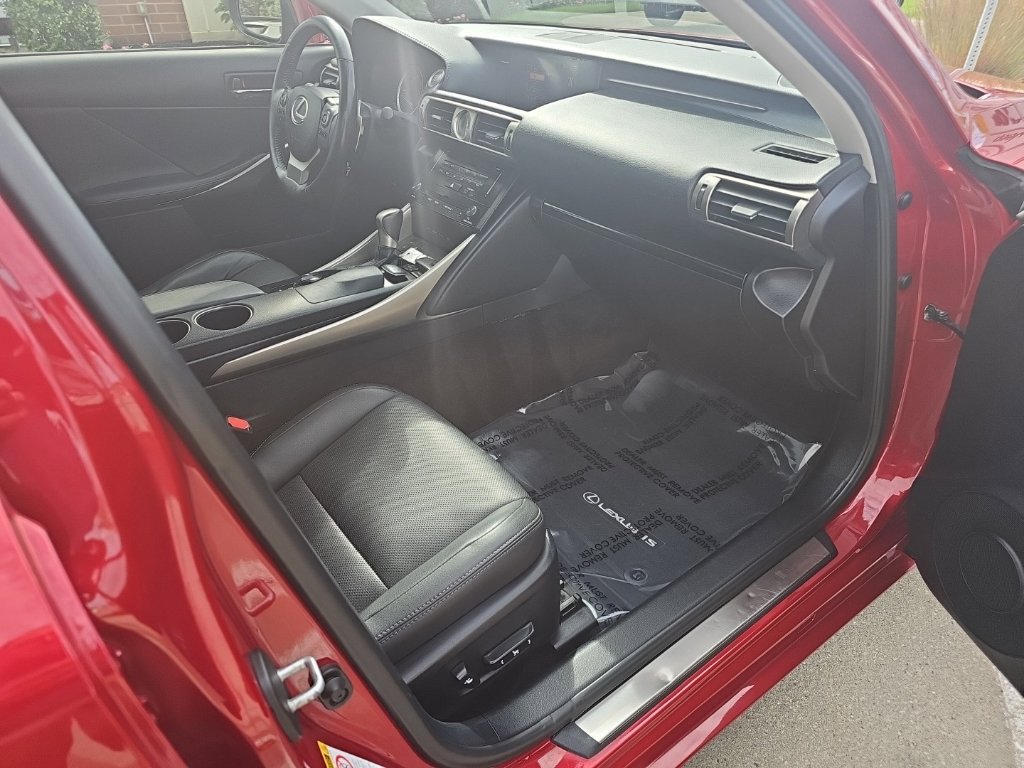 Used 2014 Lexus IS 250 AWD w/ Navigation Package image 28
