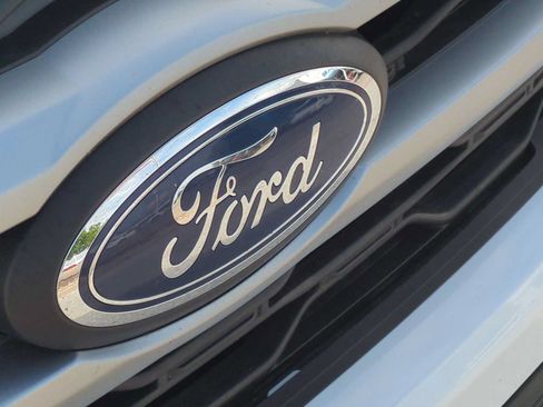Used 2024 Ford Expedition XLT RWD image 31