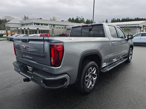 Used 2024 GMC Sierra 1500 SLT w/ SLT Premium Plus Package image 3