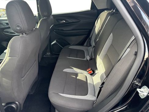 Used 2025 Chevrolet TrailBlazer LT image 10