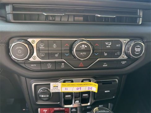 New 2026 Jeep Gladiator Rubicon w/ Steel Bumper Group image 29