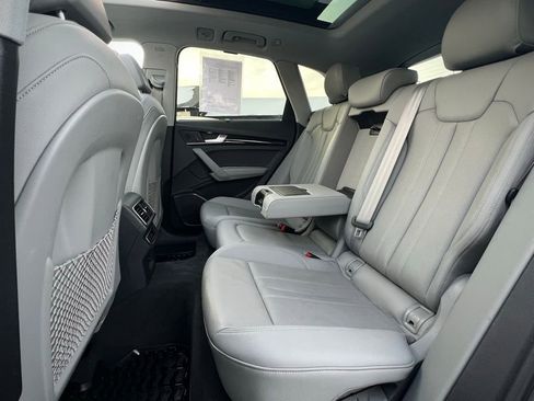 Used 2018 Audi Q5 2.0T Premium Plus w/ Premium Plus Package image 21