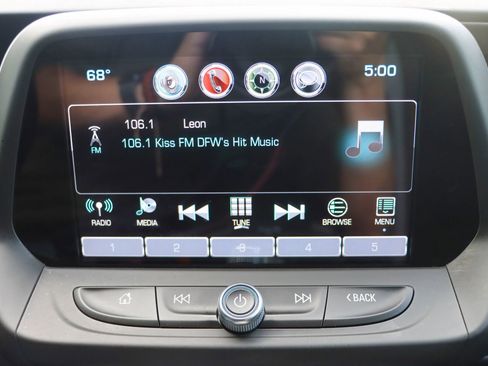 Used 2018 Chevrolet Camaro SS image 29