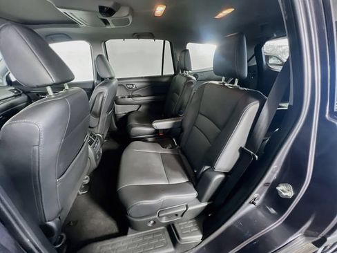 Used 2021 Honda Pilot Touring image 27
