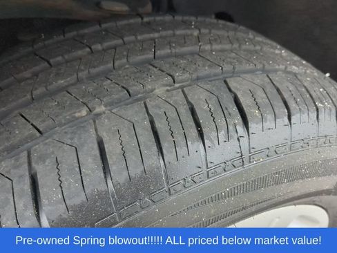 Used 2016 Lincoln Navigator Select AWD/4WD image 19