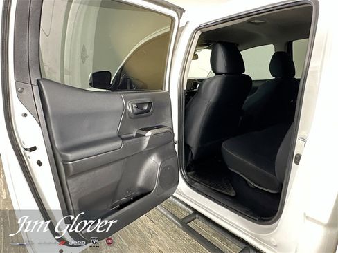 Used 2023 Toyota Tacoma 4x4 Double Cab image 12