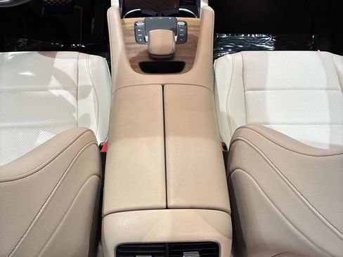 Used 2024 Mercedes-Benz GLE 350 4MATIC image 18