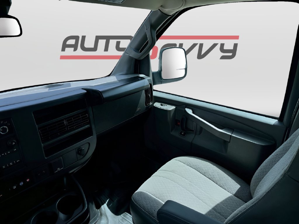 Used 2024 Chevrolet Express 2500 w/ Driver Convenience Package RWD image 20
