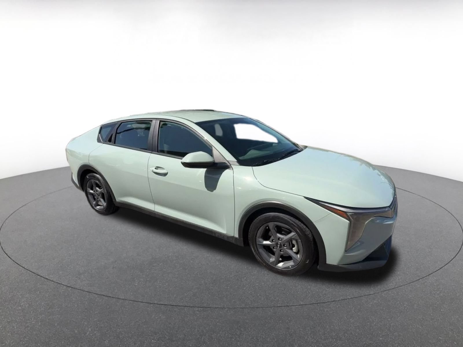 Used 2025 Kia K4 FWD image 2