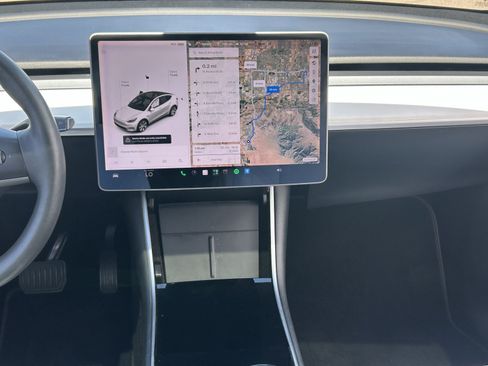 Used 2021 Tesla Model Y 2WD image 18