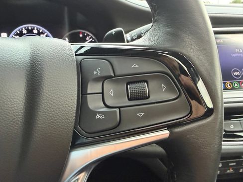 Used 2024 Buick Enclave Avenir w/ Avenir Technology Package AWD/4WD image 15