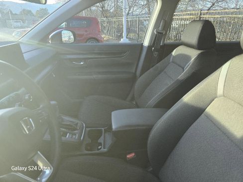 Used 2026 Honda CR-V LX image 5