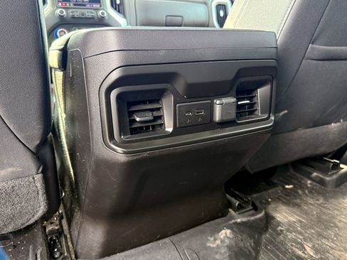 Used 2022 Chevrolet Silverado 1500 LT Trail Boss w/ Bed Protection Package image 8