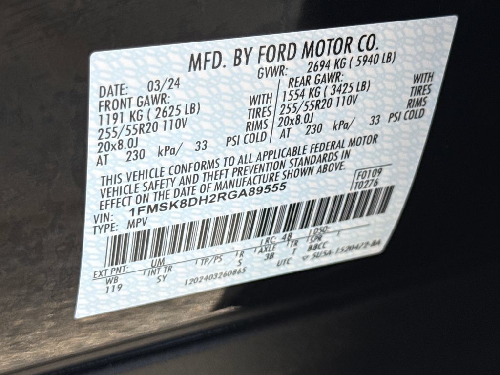 Used 2024 Ford Explorer XLT w/ Equipment Group 202A AWD/4WD image 35