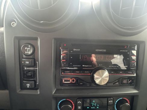 Used 2005 HUMMER H2 SUT AWD/4WD image 27