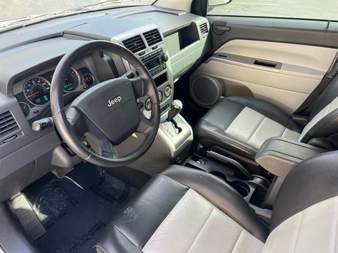 Used 2007 Jeep Compass Limited w/ Driver Convenience Group image 27