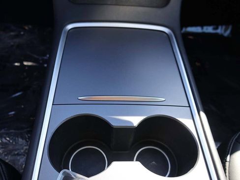 Used 2021 Tesla Model 3 Long Range image 57