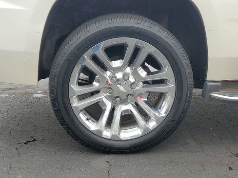 Used 2015 Chevrolet Tahoe LTZ AWD/4WD image 39