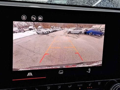 Used 2023 GMC Canyon AT4 w/ AT4 Premium Package image 19