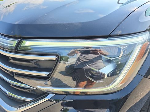 Used 2024 Volkswagen Atlas SE AWD/4WD image 29