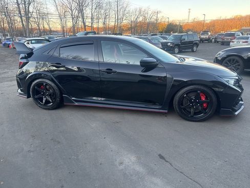Used 2019 Honda Civic Type R image 14