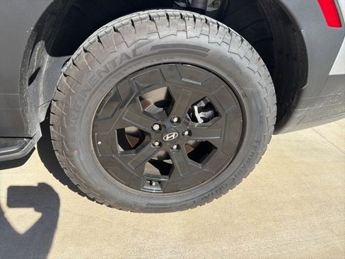 Used 2025 Hyundai Santa Fe XRT image 8