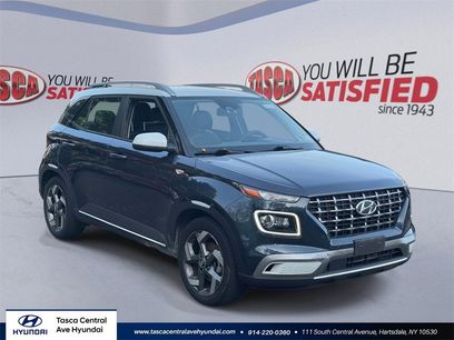 Certified 2023 Hyundai Venue Limited w/ Cargo Package