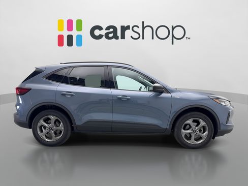 Used 2025 Ford Escape ST-Line w/ Tech Pack #1 AWD/4WD image 5
