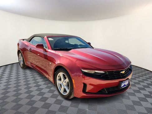 Used 2023 Chevrolet Camaro LT RWD image 6