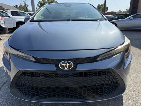 Used 2021 Toyota Corolla LE FWD image 11