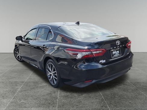 Certified 2022 Toyota Camry XLE FWD image 5