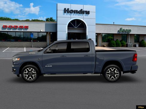 New 2026 RAM 1500 Laramie w/ Laramie Preferred Package AWD/4WD image 3