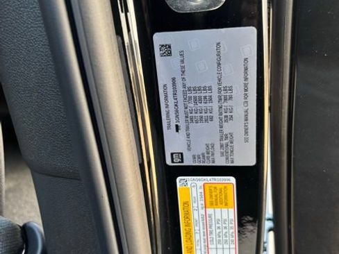New 2026 Chevrolet Suburban High Country w/ Sun And Tow Package AWD/4WD image 22