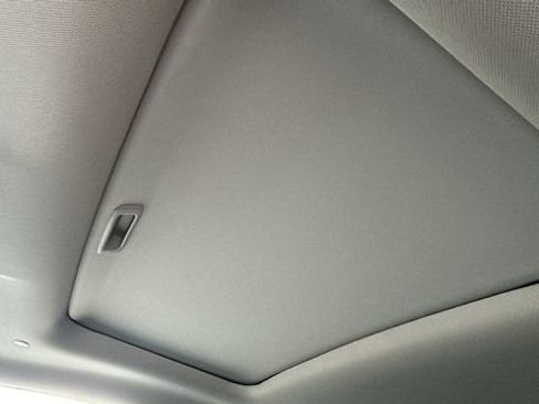 Used 2025 Honda HR-V EX-L image 25