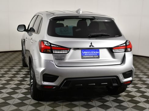 Used 2022 Mitsubishi Outlander Sport ES AWD/4WD image 7